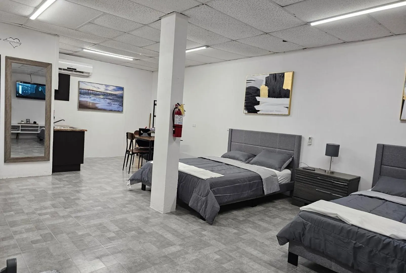 Διαμέρισμα Salmos 23 Acogedor Apartamento Estudio Ceiba